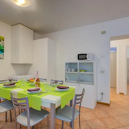 Casa Alpino Lägenhetshotell Riva del Garda